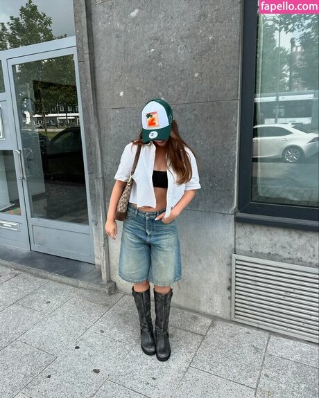 Nahá fotka uniklých OnlyFans od Rhode Kok