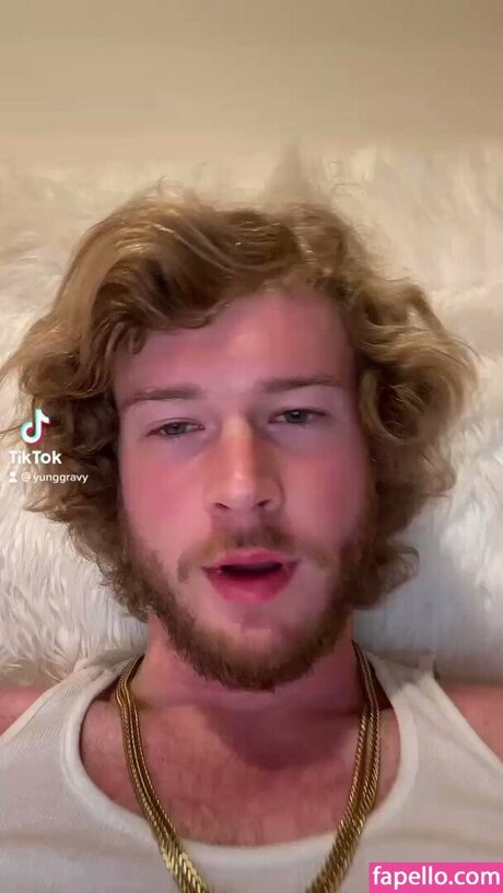 Naken läckt OnlyFans-bild av Yunggravy