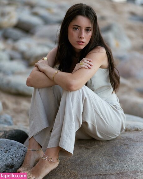 Madalena Arago