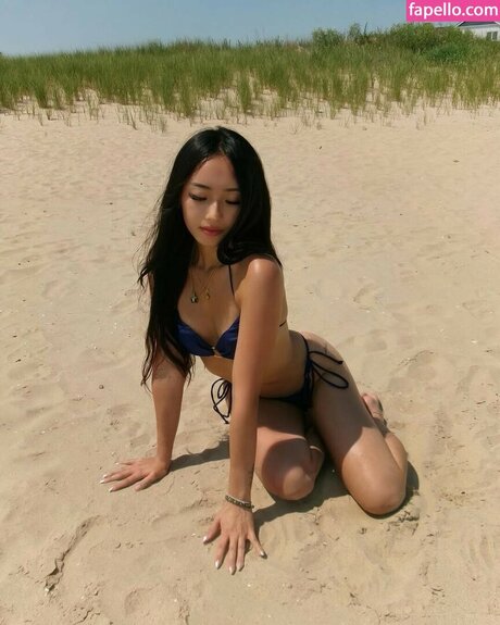 Naken lekkede OnlyFans-bilde av Daisy Chang