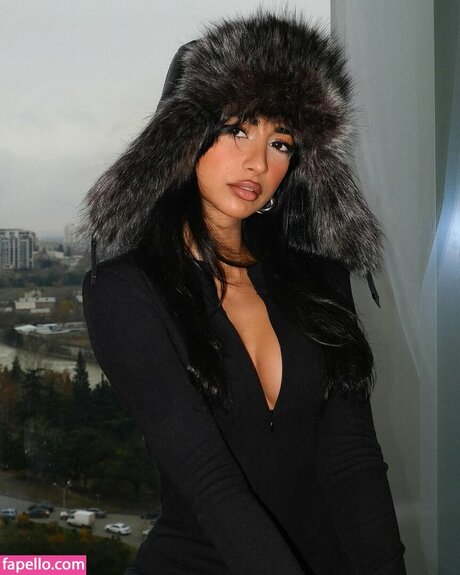 Iffat Marash OnlyFansリークヌード写真