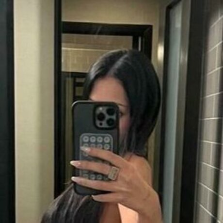 Nøgent lækket OnlyFans-billede af Sophiakellyy
