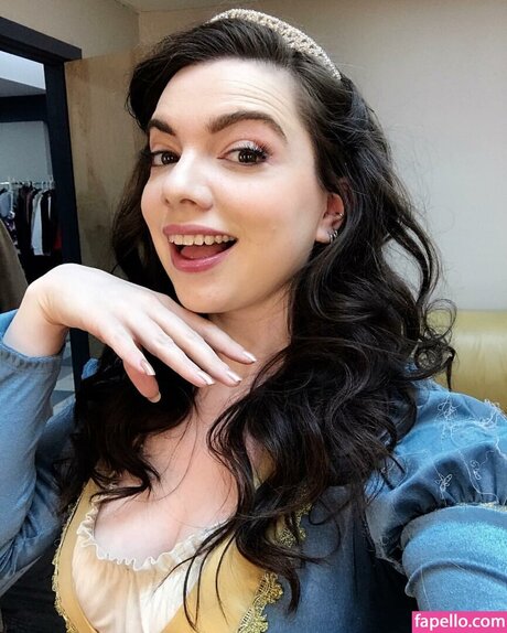 Sarah Hunter