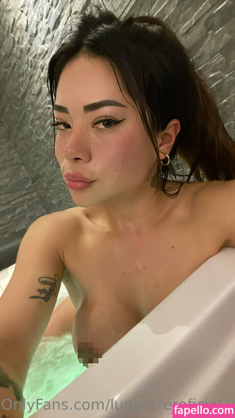 Nahá fotka uniklých OnlyFans od Luguerreroficial10