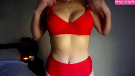 Foto di nudo di fuga di OnlyFans di Simply Kel Asmr