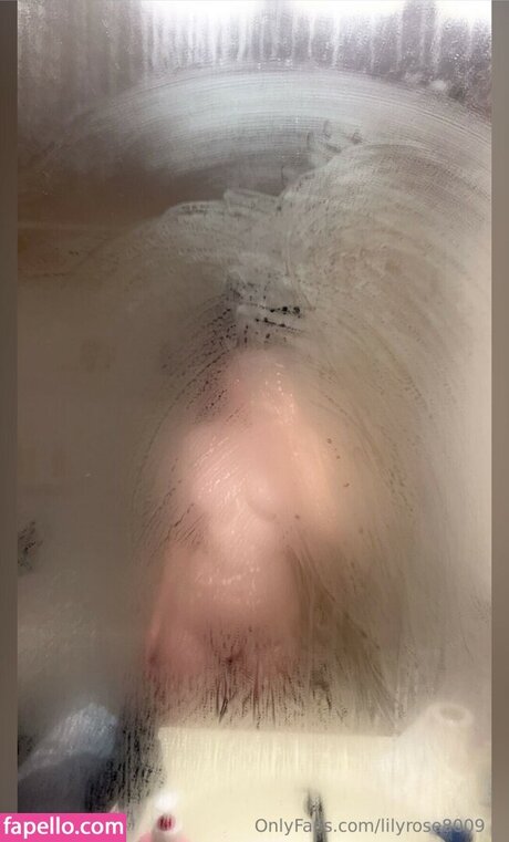 Alaston vuotanut OnlyFans-kuva Izzy Nicole