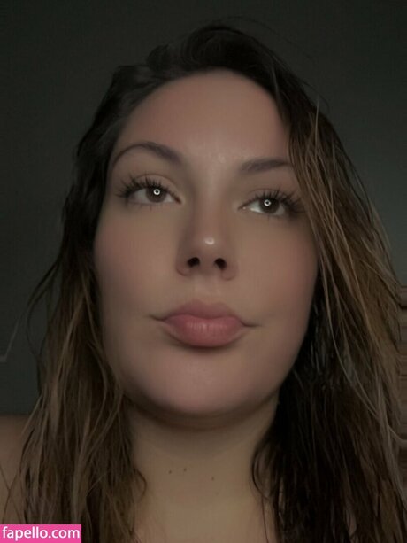 Nahá fotka uniklých OnlyFans od Thickarella