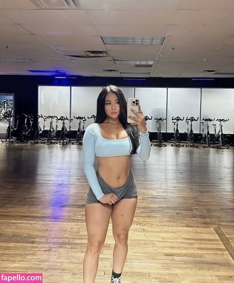 Alaston vuotanut OnlyFans-kuva America Cuevas