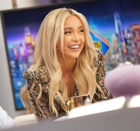 Ana Mena
