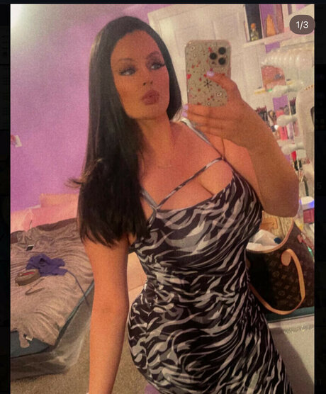 Naken lekkede OnlyFans-bilde av Starbucksqueen