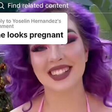 Naken läckt OnlyFans-bild av Mary Liven