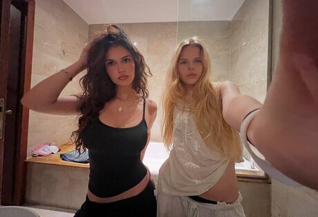 Naken lekkede OnlyFans-bilde av Lindgrenrosie