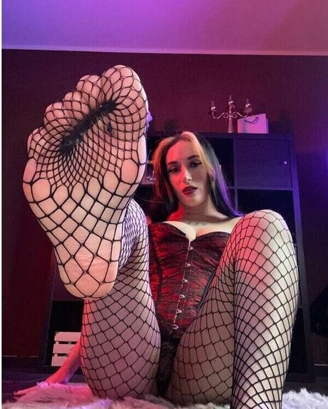 Nagie wyciekłe zdjęcie OnlyFans od Gothmommyyyy