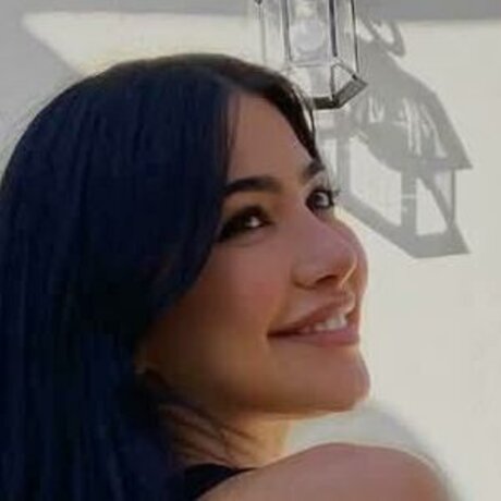 Naken lekkede OnlyFans-bilde av Sara Hesri