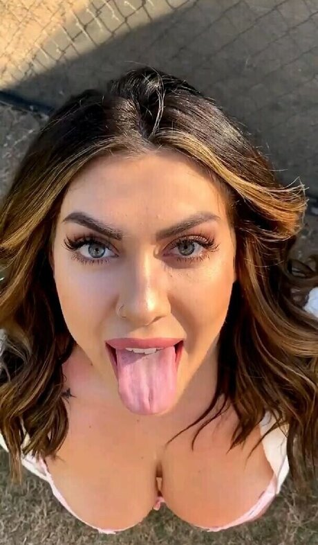 Alasti lekkinud OnlyFans-i pilt Ana Lorde