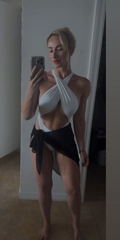 Carolina Monsalve OnlyFans泄露裸照