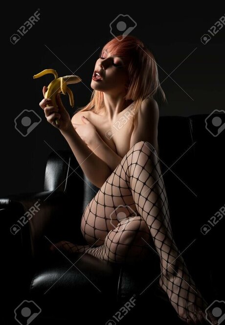 Naken lekkede OnlyFans-bilde av Banana Girl