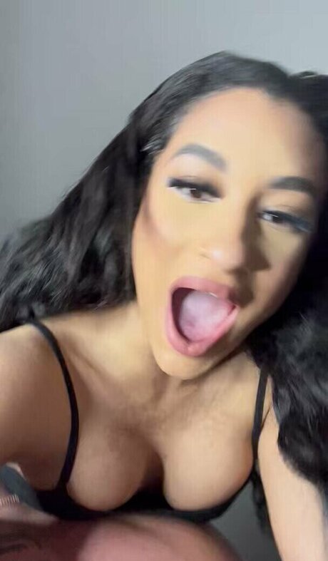Parisssexoticz