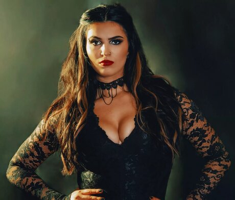 Naken lekkede OnlyFans-bilde av Persia Pirotta