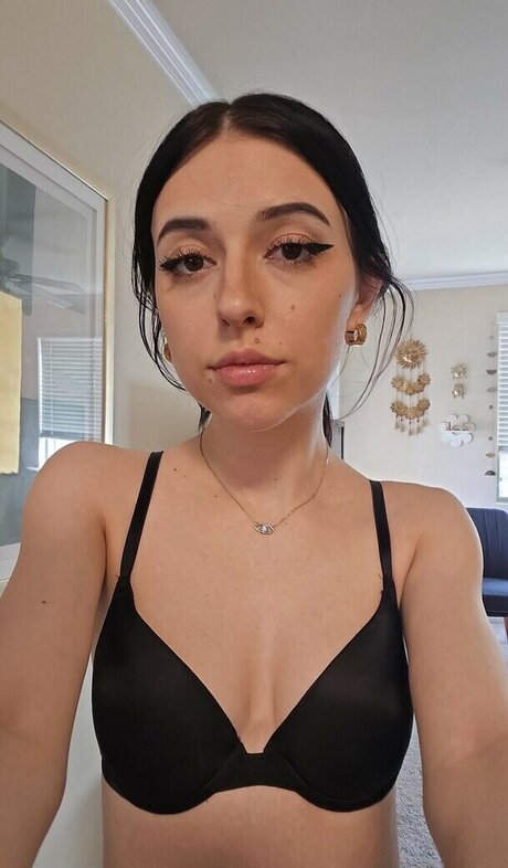 Bradylynn OnlyFans泄露裸照