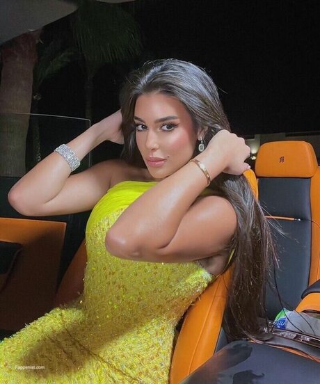 Yasmine Sabri