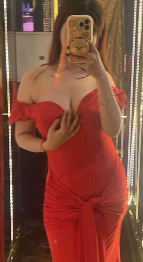 Naken lekkede OnlyFans-bilde av Riya Pandey
