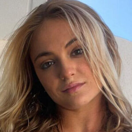 Naken lekkede OnlyFans-bilde av Lauryn Louise Davey