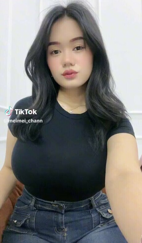 Foto nua vazada do OnlyFans de Meimeichan