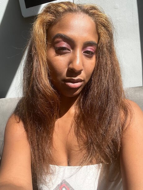Nahá fotka uniklých OnlyFans od Sugar Chanel