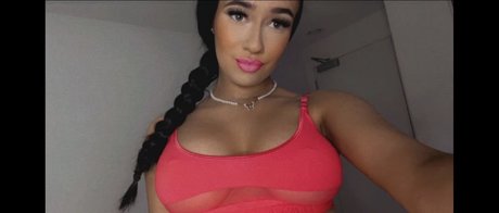 Nahá fotka uniklých OnlyFans od Caitlin Fraser Aberdeen