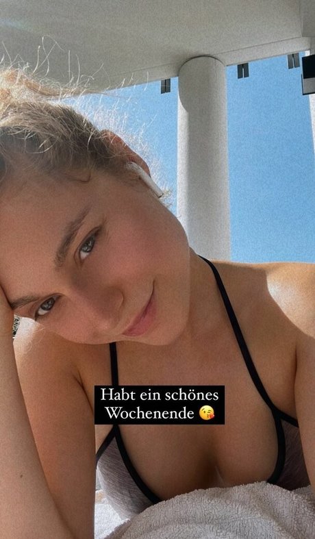 Nacktes geleaktes OnlyFans-Foto von Alina Khani