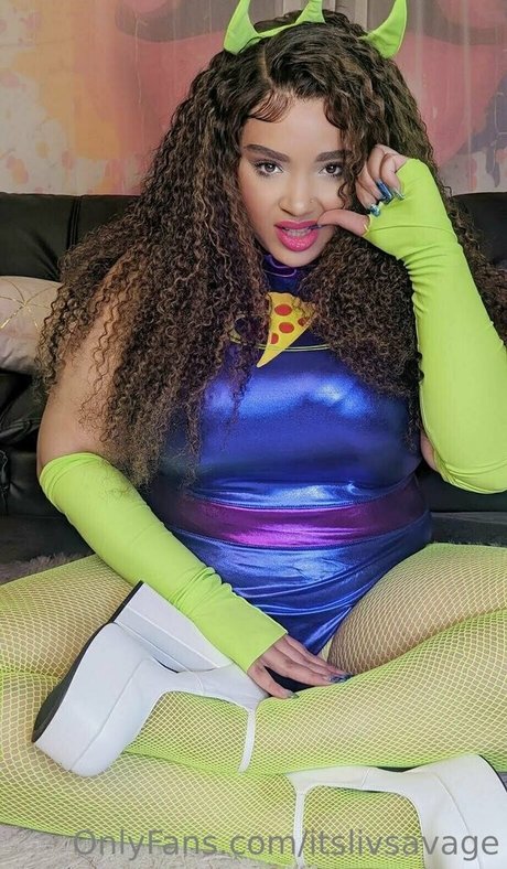 Itslivsavage  nude leaked OnlyFans photo