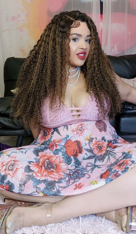Foto desnuda filtrada de OnlyFans de Itslivsavage