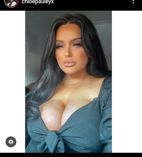 Nahá fotka uniklých OnlyFans od Chloe Jade Paul