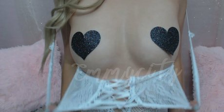 Princessemmyfree OnlyFans泄露裸照