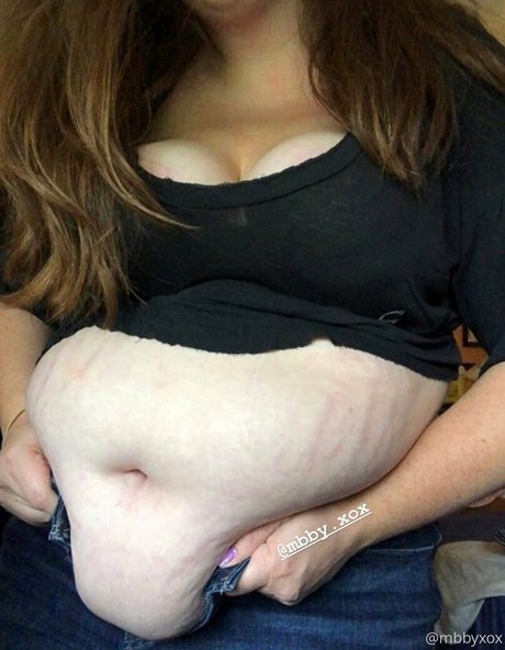 Nahá fotka uniklých OnlyFans od Mbbyxox