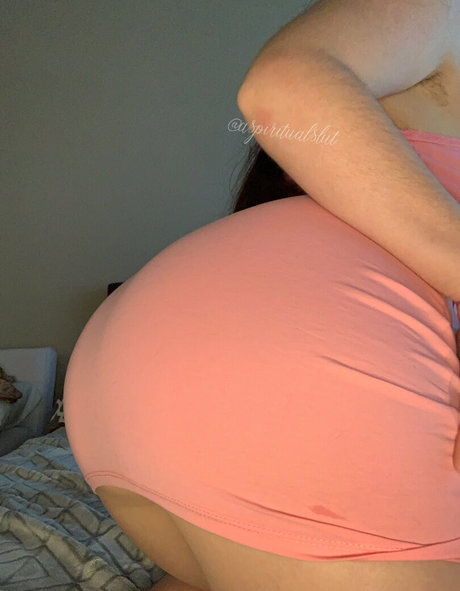 Naken lekkede OnlyFans-bilde av Aspiritualslut