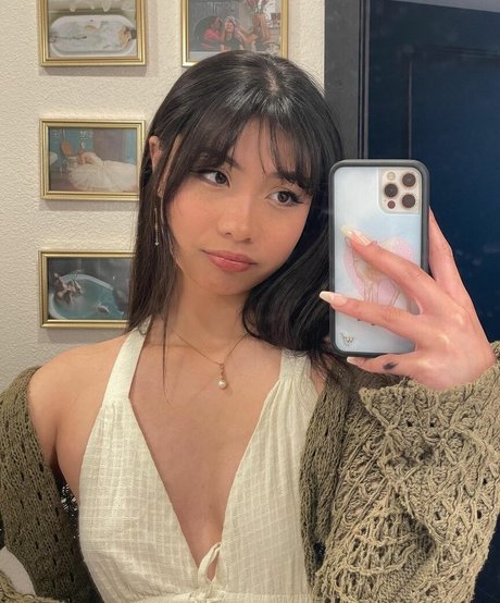 Trin Lovell OnlyFans 유출 누드 사진