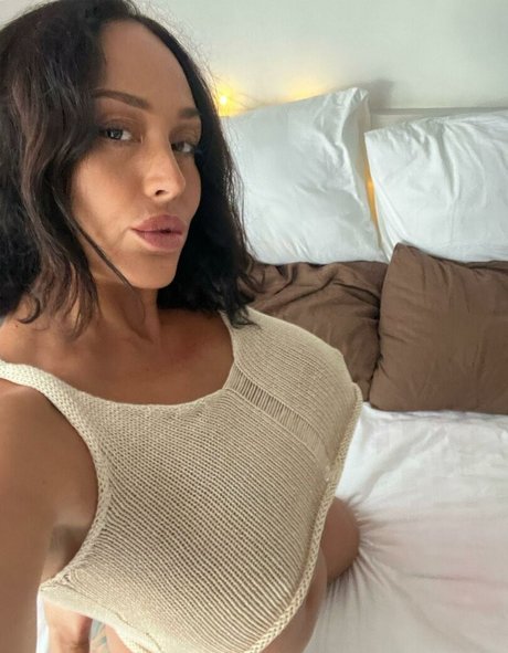 Nahá fotka uniklých OnlyFans od Naziko Duchinskya