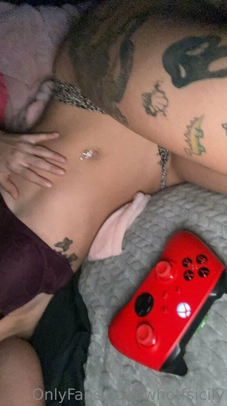 Nacktes geleaktes OnlyFans-Foto von Whotfsicily