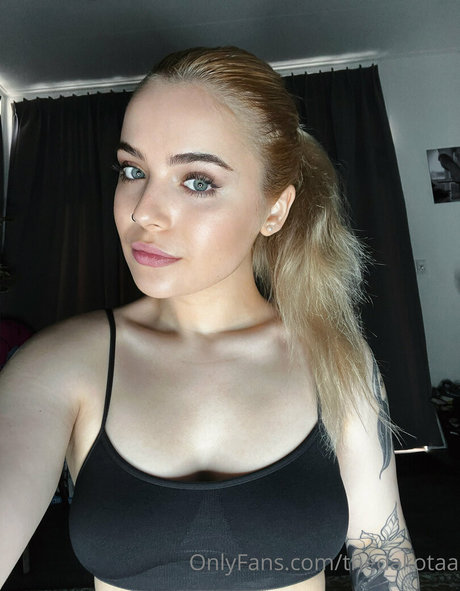 Thedakotaa