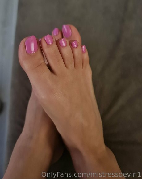 Mistressdevin1