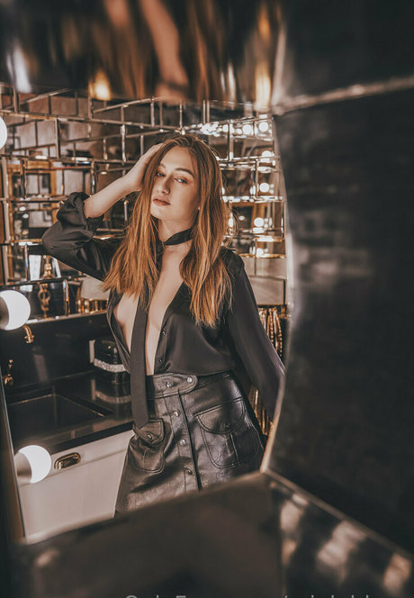 Naken läckt OnlyFans-bild av Mialeblanc