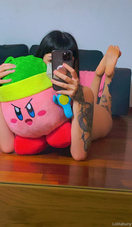 Nahá fotka uniklých OnlyFans od Lolabuny18
