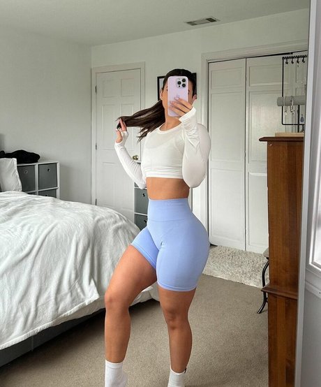 Nacktes geleaktes OnlyFans-Foto von Kristineafit