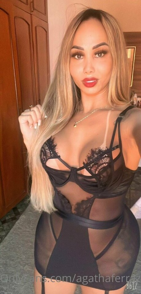 Agathaferrazz OnlyFans