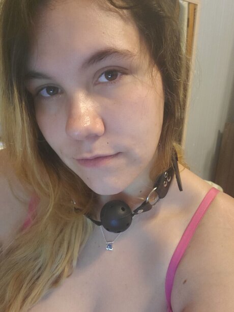 Naken lekkede OnlyFans-bilde av Good Girl Celeste Cat