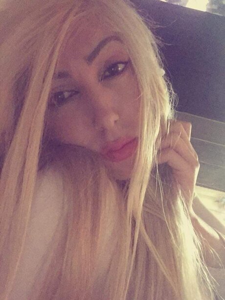 Naken lekkede OnlyFans-bilde av Rena Oficial 