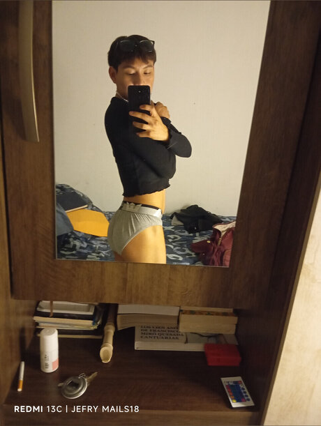 Alaston vuotanut OnlyFans-kuva Jefrymails19