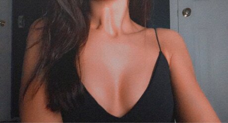 Nøgent lækket OnlyFans-billede af Remi Meadow